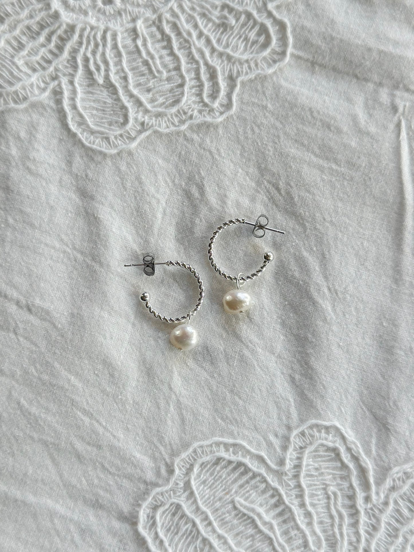 Lacey earring