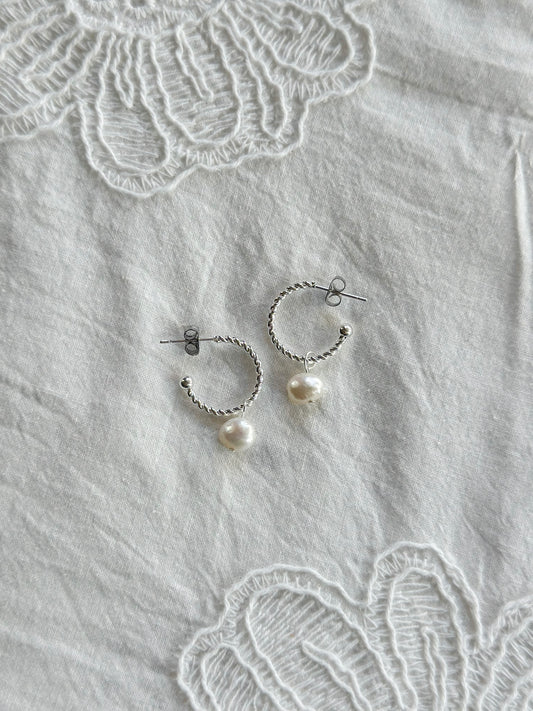 Lacey earring